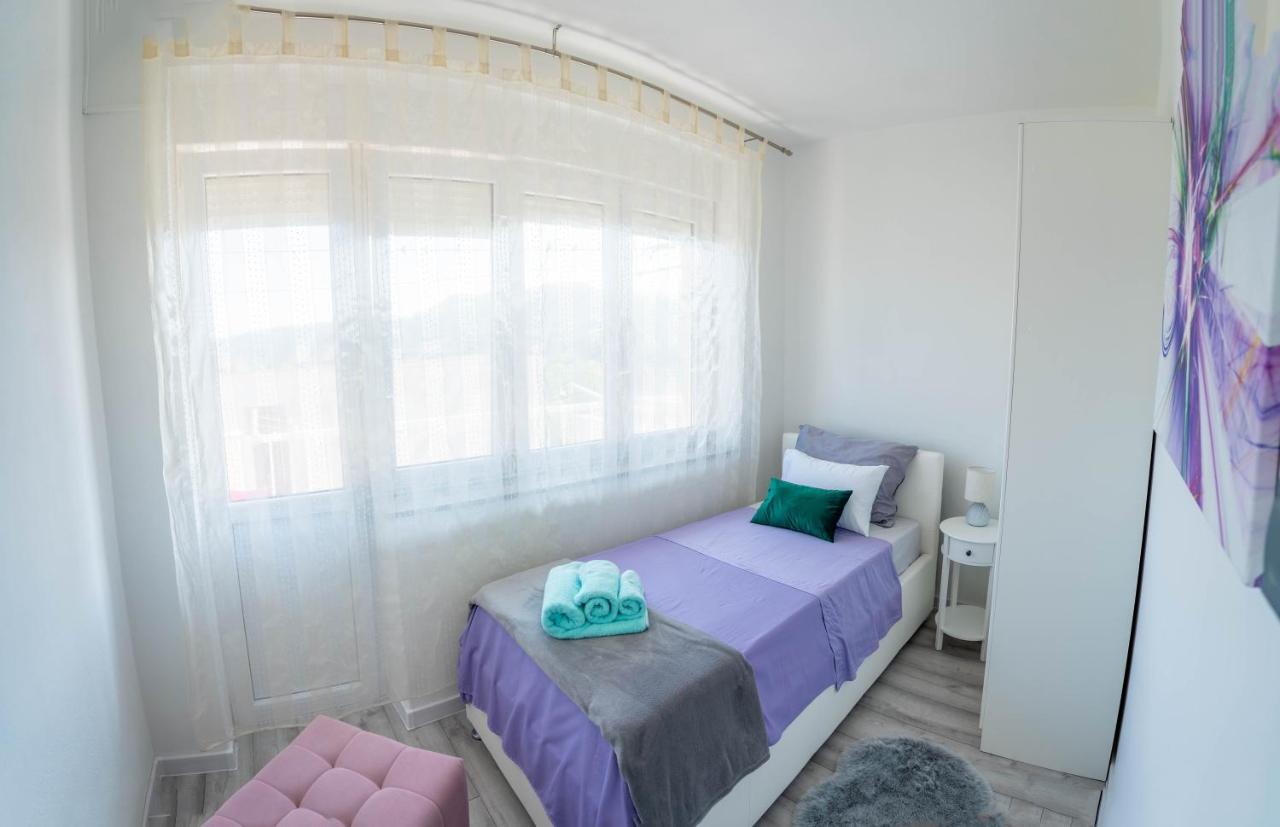 Apartman M Apartment Knin Exterior photo