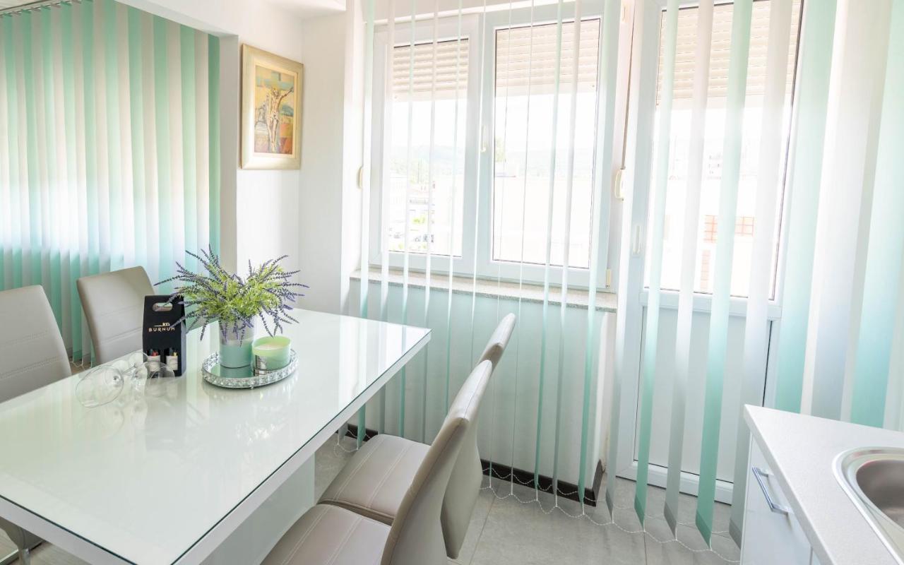 Apartman M Apartment Knin Exterior photo